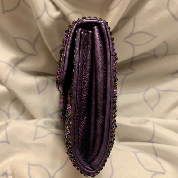 ❌TRADED❌NFS Chanel iridescent purple strassed card - Picture 4 of 13